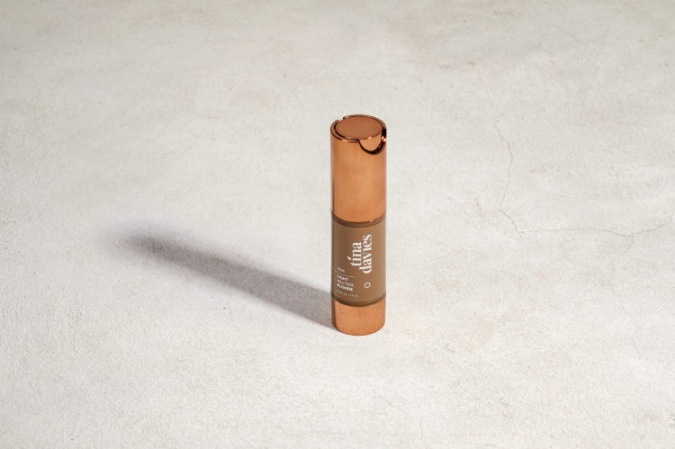 Light Neutral Blonde, Bottle with Shadow.jpg